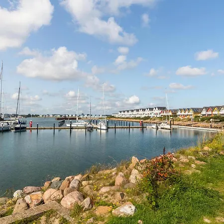 Beach Front In Ostseeresort *